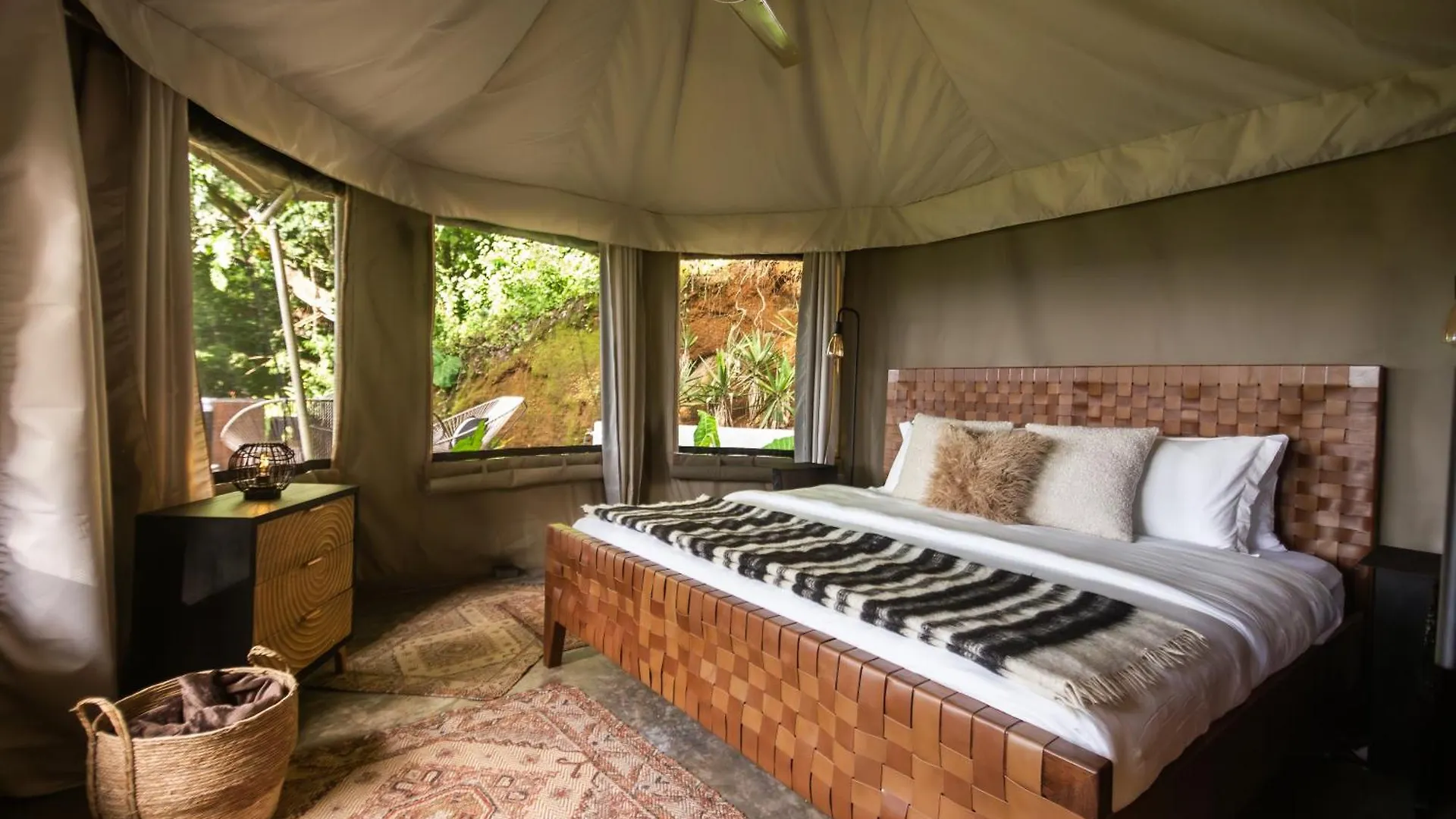An046 Glamping Site Carmona Trails Vila Antigua